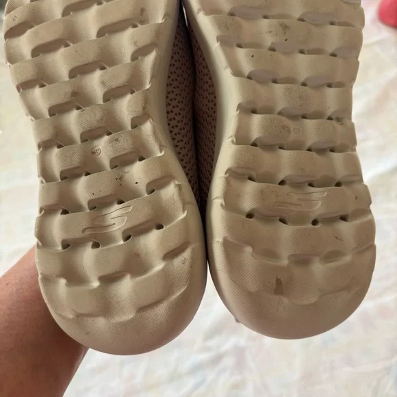 Skechers Go Walk Goga Max Gen 5 Mesh Slip-ons Sandy Beige SZ 7.5 Worn 1X - Picture 14 of 16